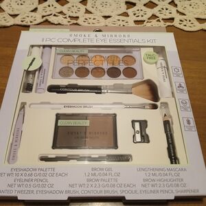Eye Essentials Kit with Brown and Gold Shades